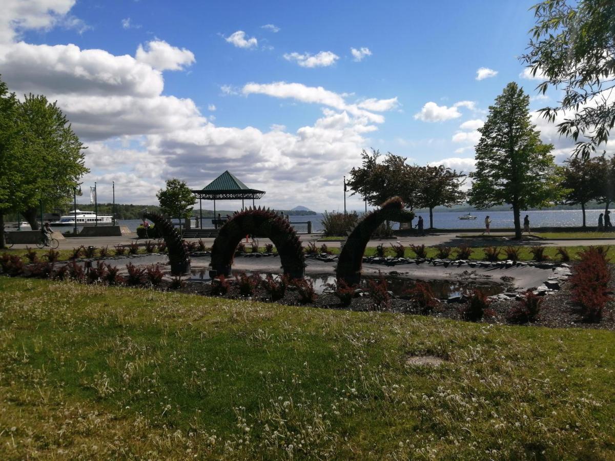 O'Berge Du Village A302 Magog Εξωτερικό φωτογραφία